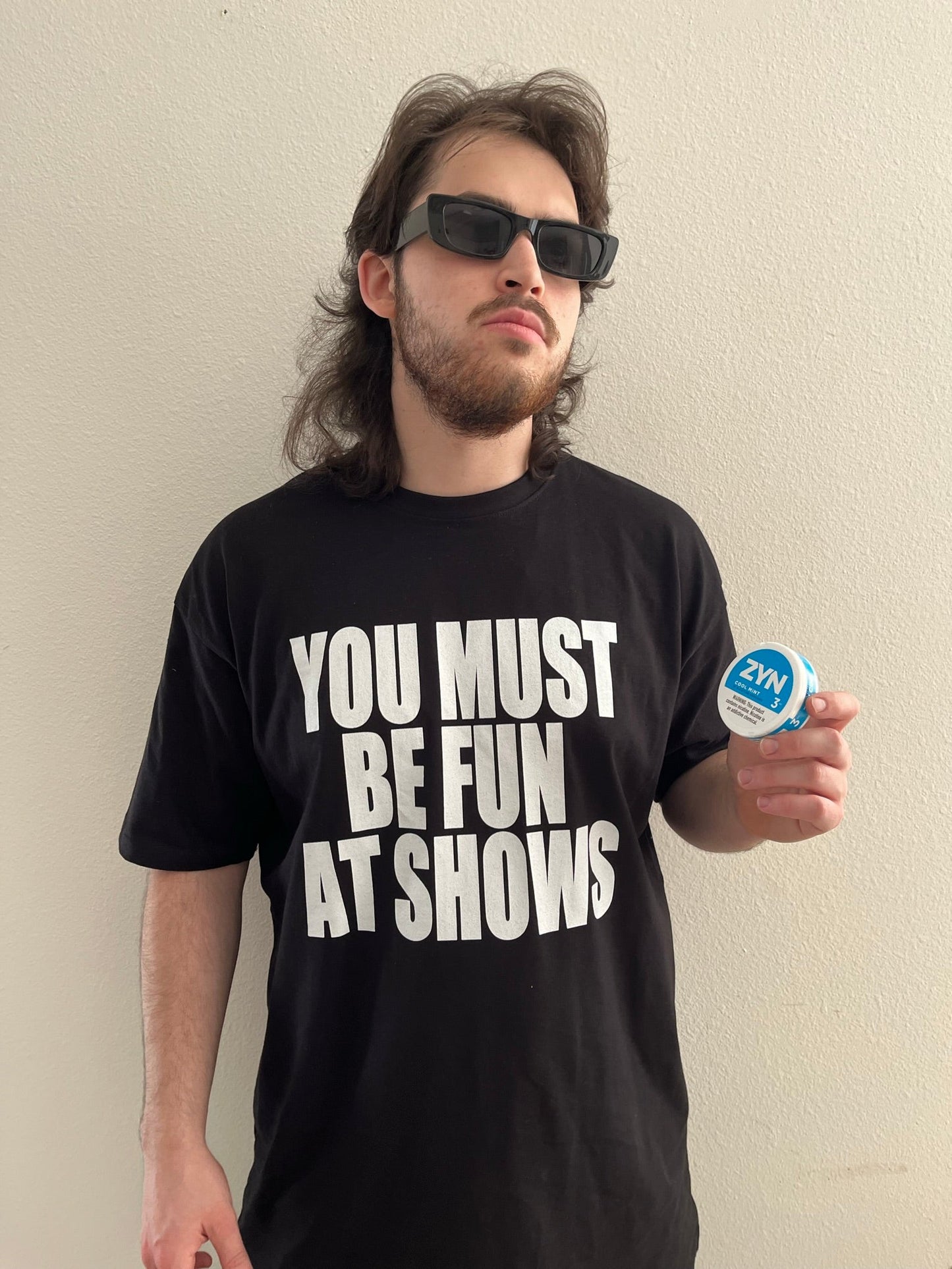 YOU MUST BE FUN AT SHOWS - neopunkfm